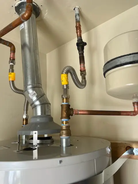 Water heater installation and plumbing repair in Greenhorn